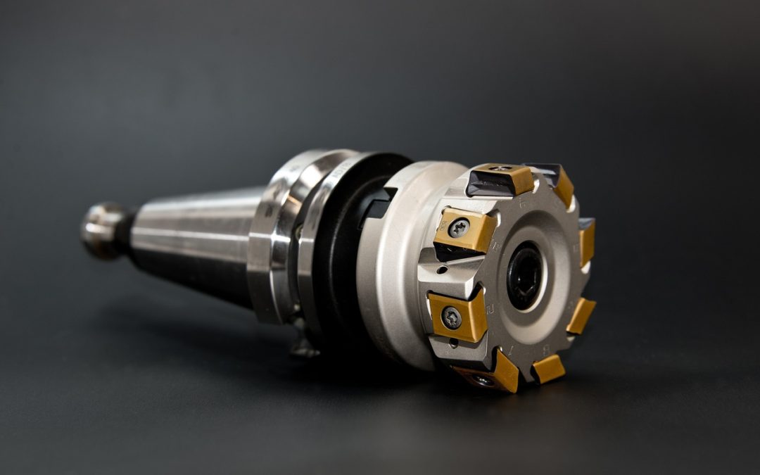 Penyemprotan Disinfektan di Gudang